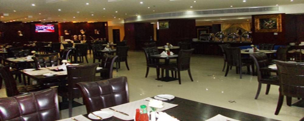 Tourist Hotel Doha Bagian luar foto